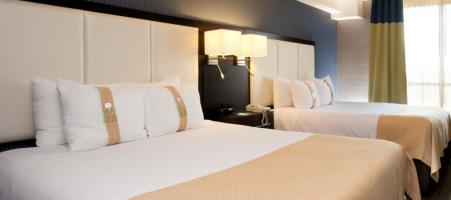 Holiday Inn & Suites Missisauga West